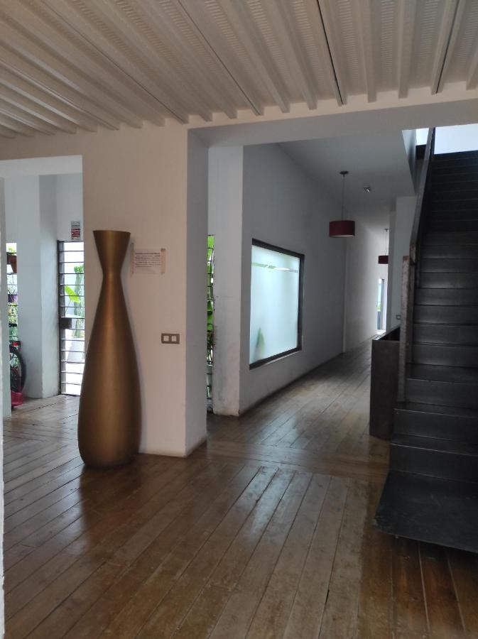Habitacion Y Bano En Planta Independiente En Centro De Sevilla מראה חיצוני תמונה
