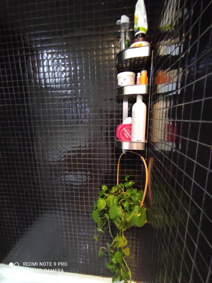 Habitacion Y Bano En Planta Independiente En Centro De Sevilla מראה חיצוני תמונה