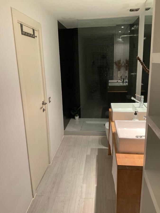 Habitacion Y Bano En Planta Independiente En Centro De Sevilla מראה חיצוני תמונה